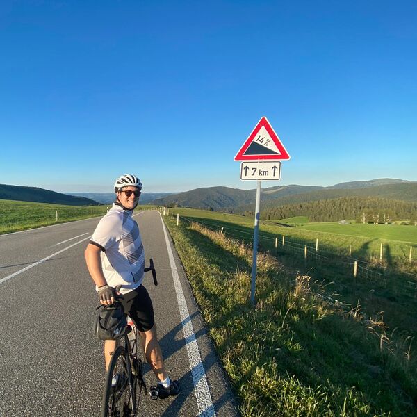 In meiner Freizeit fahre ich gerne Fahrrad.